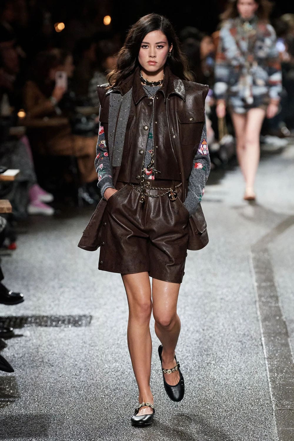 Chanel Metier d'Art Pre Fall 2024 Manchester Runway Magazine (45)