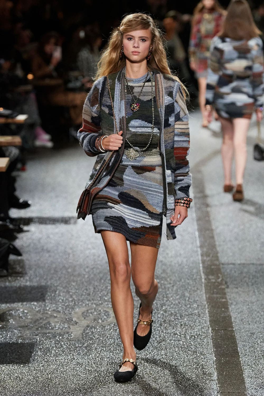 Chanel Metier d'Art Pre Fall 2024 Manchester Runway Magazine (47)