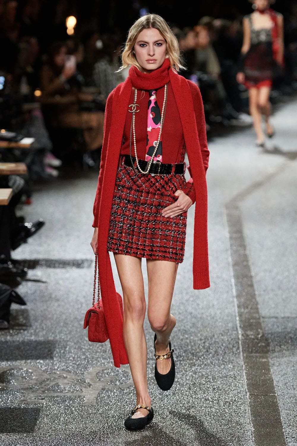 Chanel Metier d'Art Pre Fall 2024 Manchester Runway Magazine (56)