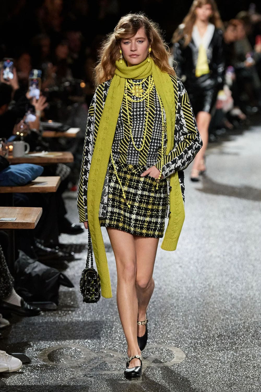 Chanel Metier d'Art Pre Fall 2024 Manchester Runway Magazine (61)