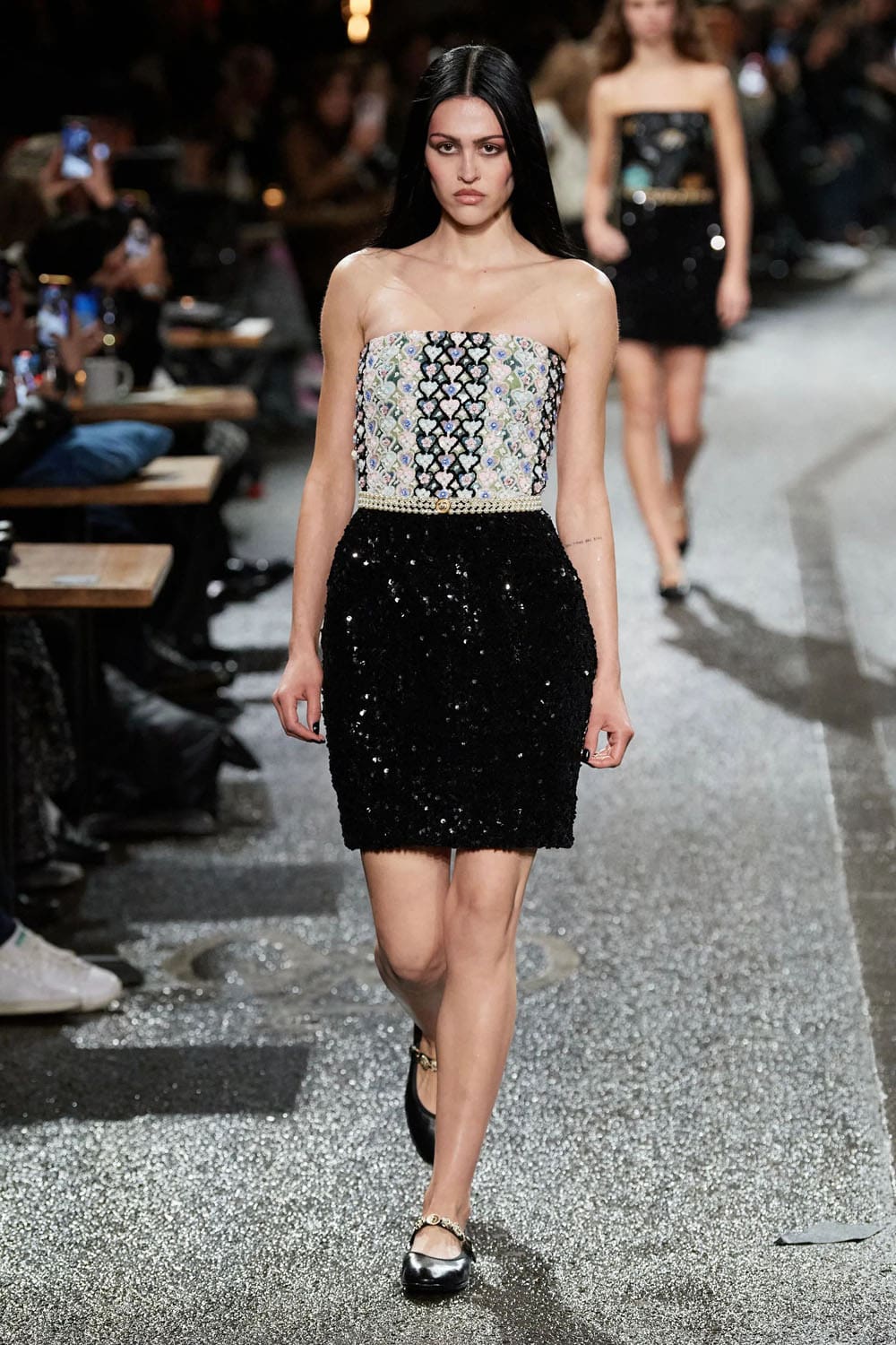 Chanel Metier d'Art Pre Fall 2024 Manchester Runway Magazine (69)