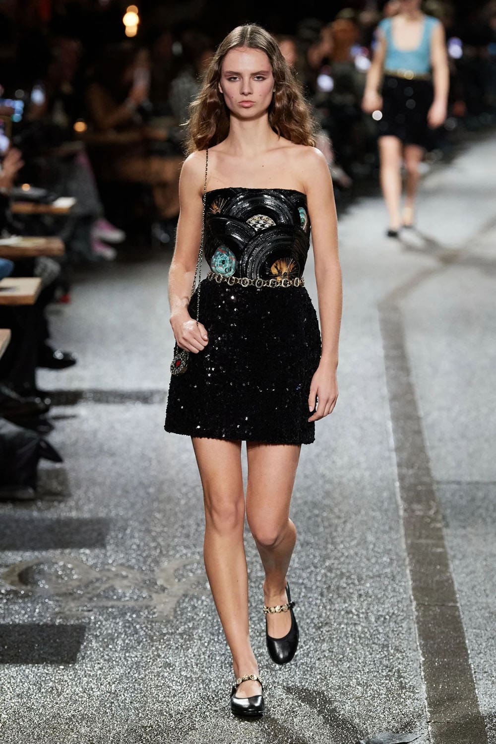 Chanel Metier d'Art Pre Fall 2024 Manchester Runway Magazine (70)