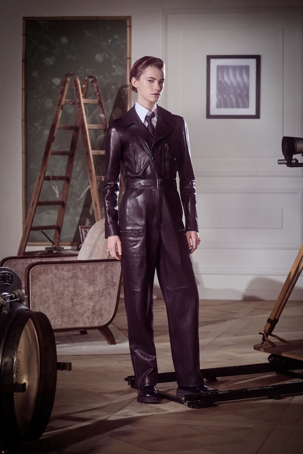 迪奥早秋系列 2024 玛丽亚·格拉齐亚·基乌里 (Maria Grazia Chiuri) 的崩溃 Runway 杂志(51)
