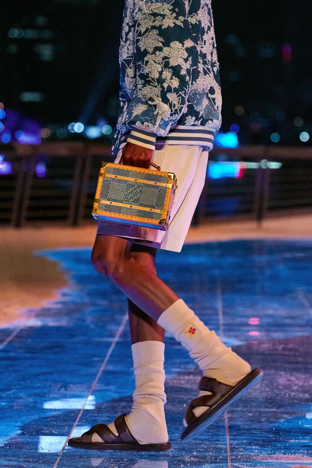 Louis Vuitton Pré-Automne 2024 Détails Hommes Hong Kong Runway Magazine (20)