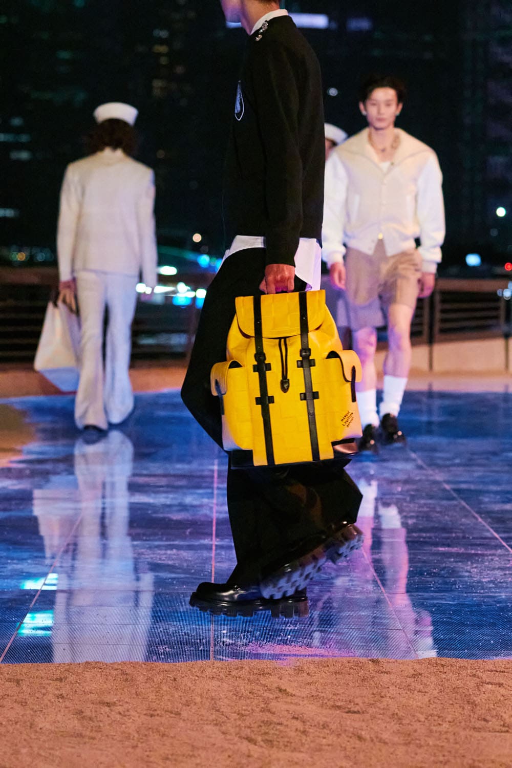 Louis Vuitton Pré-Automne 2024 Détails Hommes Hong Kong Runway Magazine (6)