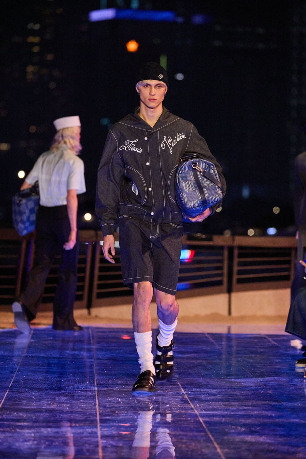 Louis Vuitton Pré-Automne 2024 Vêtements pour hommes Hong Kong Runway Magazine (20)