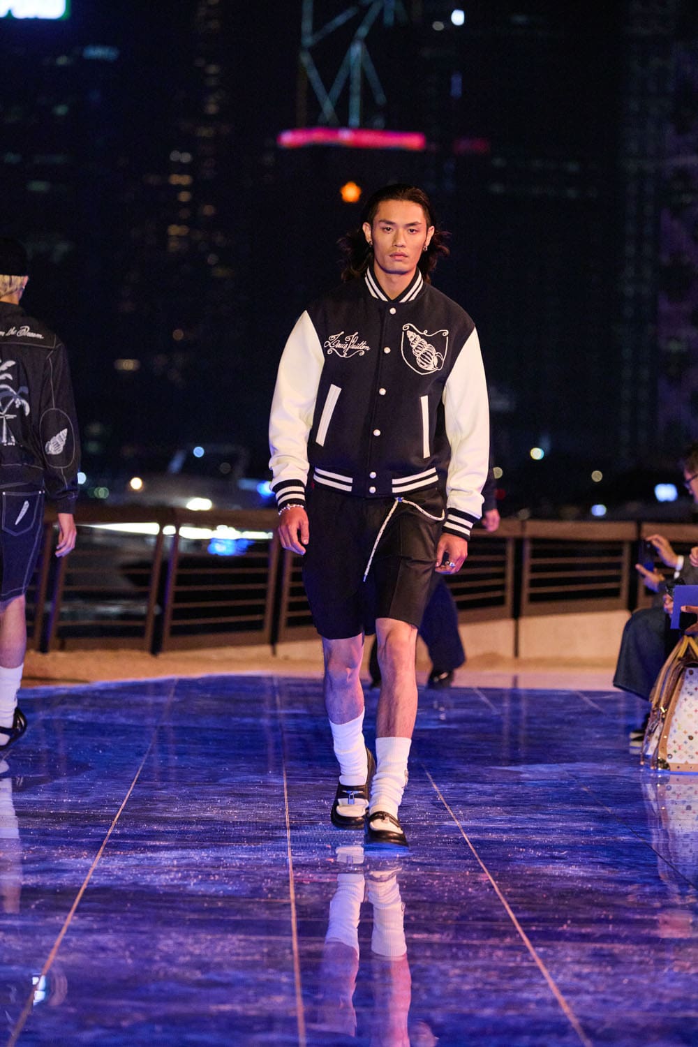 Louis Vuitton Pré-Automne 2024 Vêtements pour hommes Hong Kong Runway Magazine (22)