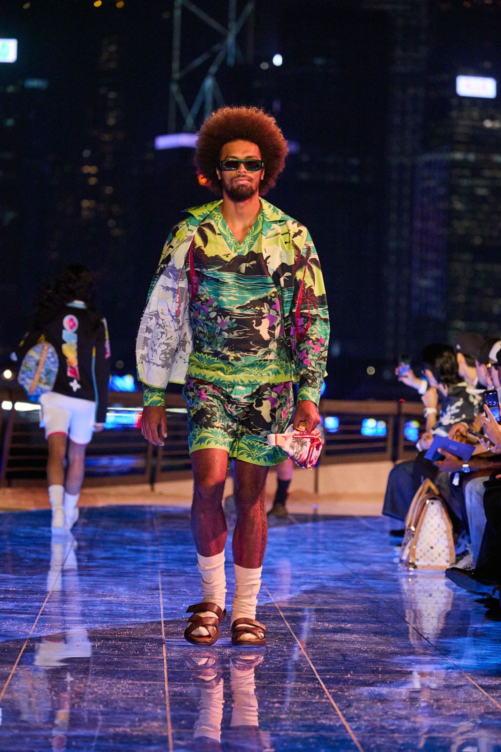 Louis Vuitton Pré-Automne 2024 Vêtements pour hommes Hong Kong Runway Magazine (55)
