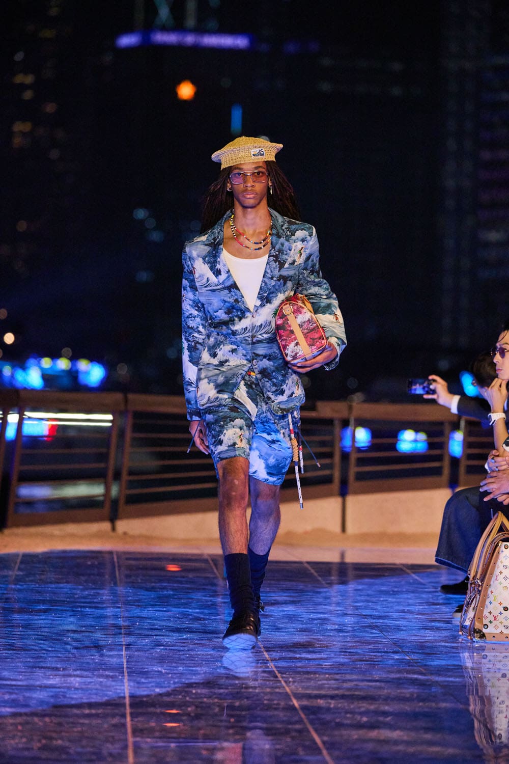 Louis Vuitton Pré-Automne 2024 Vêtements pour hommes Hong Kong Runway Magazine (59)