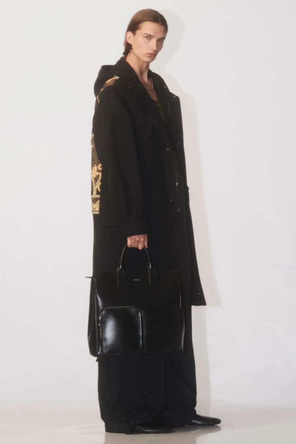 ヴェルサーチ プレフォール 2024 メンズ Runway 雑誌(20)