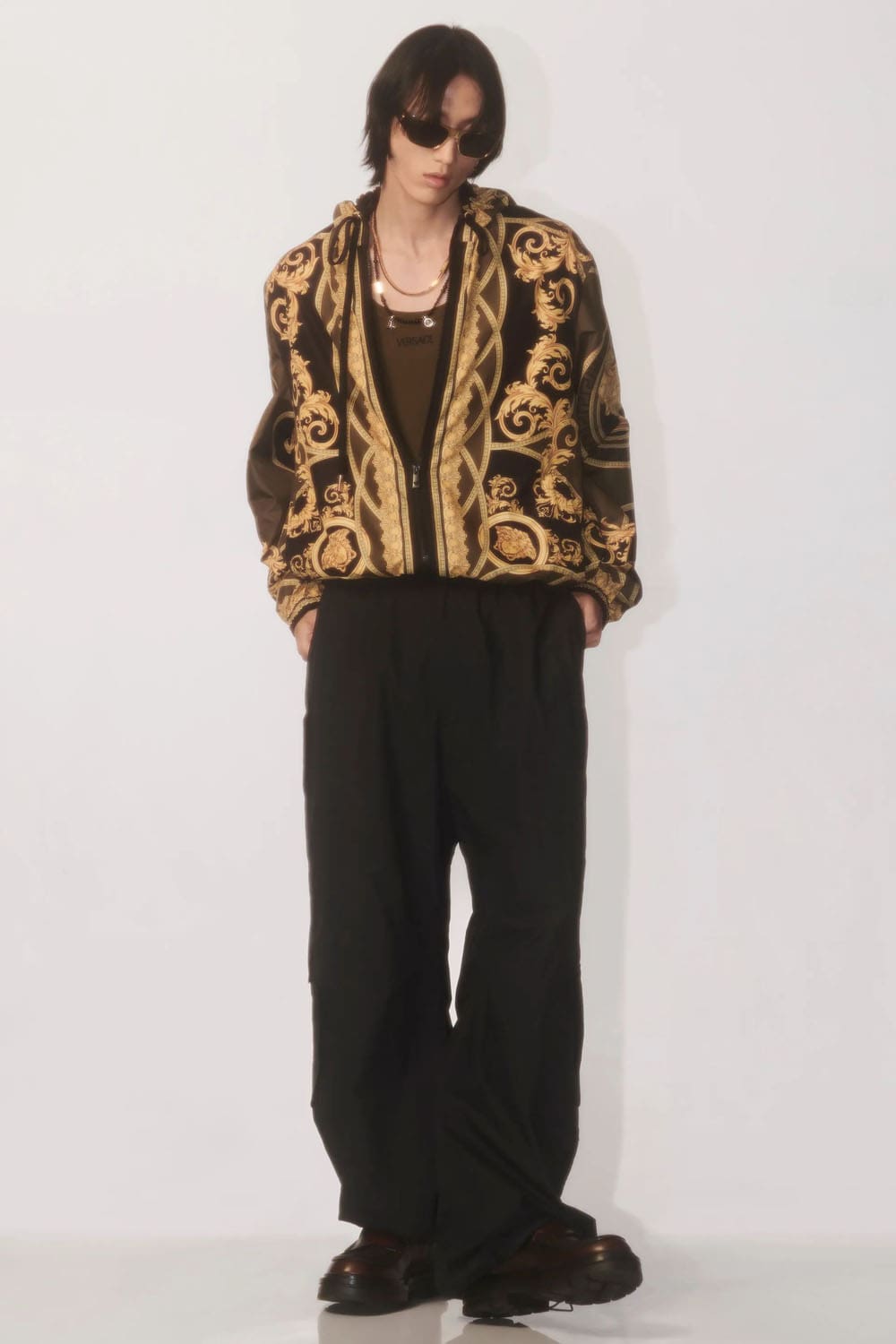 ヴェルサーチ プレフォール 2024 メンズ Runway 雑誌(23)