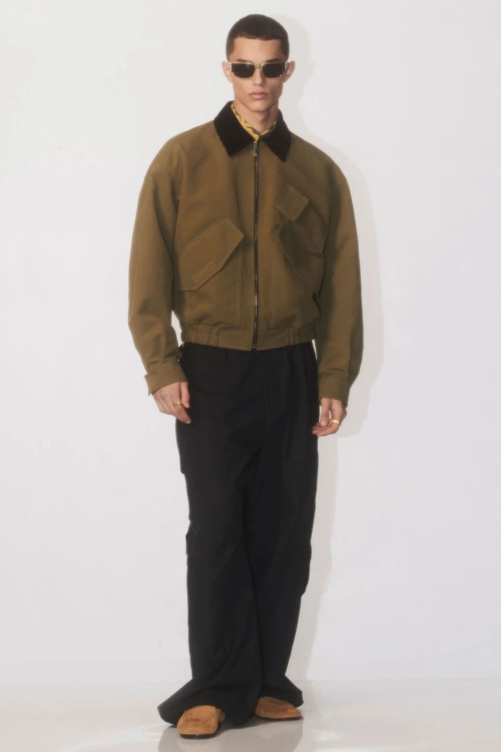 ヴェルサーチ プレフォール 2024 メンズ Runway 雑誌(24)