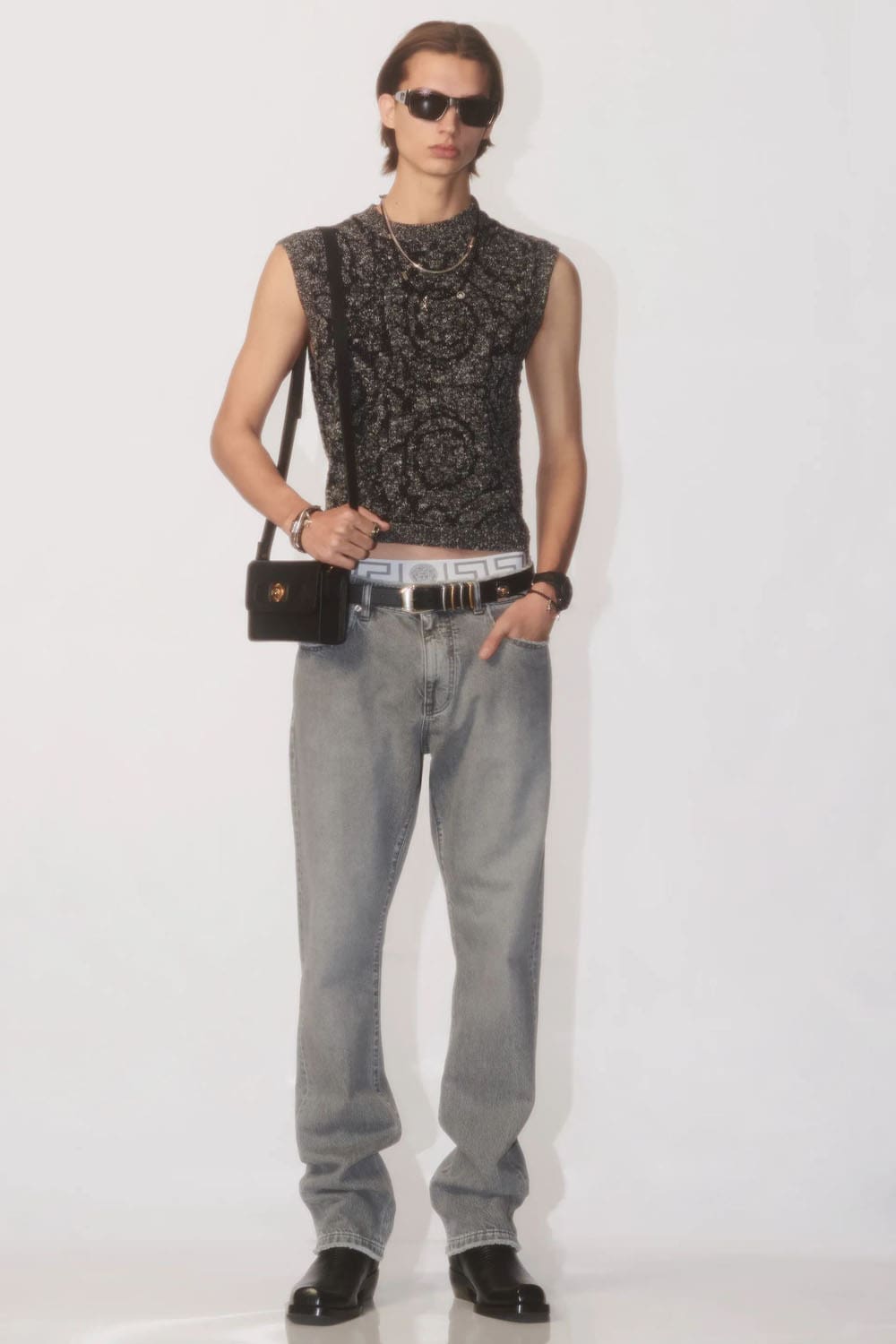 ヴェルサーチ プレフォール 2024 メンズ Runway 雑誌(5)