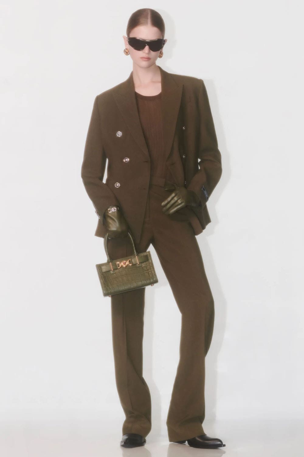 ヴェルサーチ プレフォール 2024 レディース Runway 雑誌(19)
