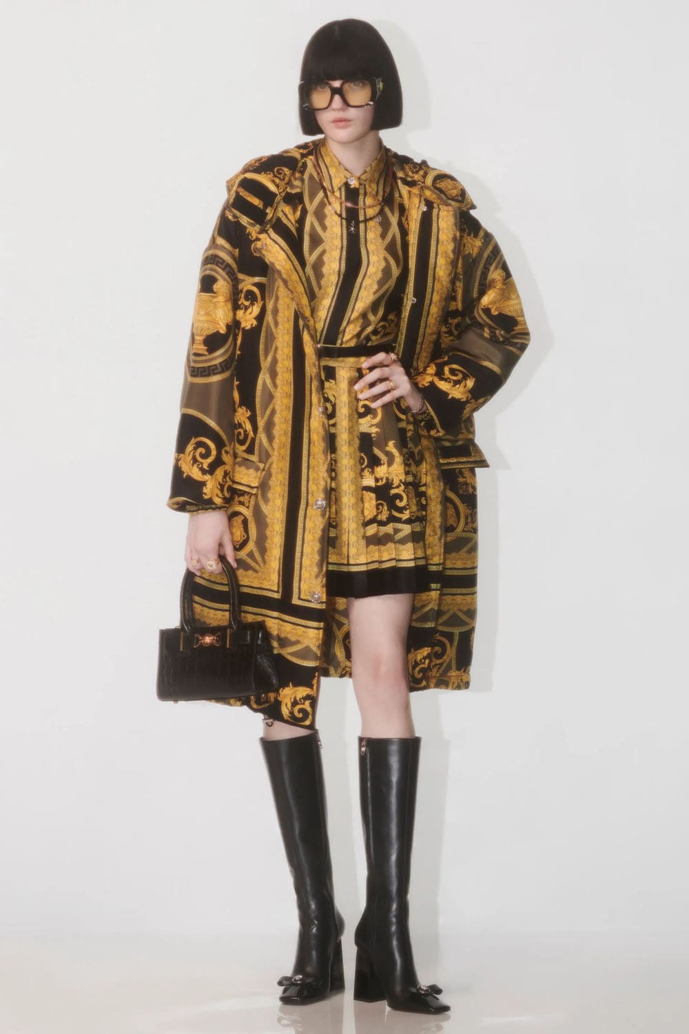 ヴェルサーチ プレフォール 2024 レディース Runway 雑誌(25)