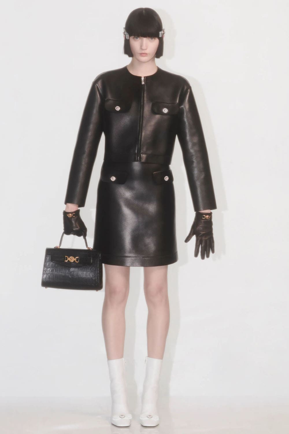 ヴェルサーチ プレフォール 2024 レディース Runway 雑誌(35)