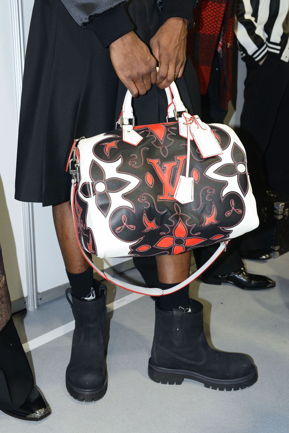 20 Louis Vuitton осень-зима 2024 Мужская одежда 2025 за кулисами