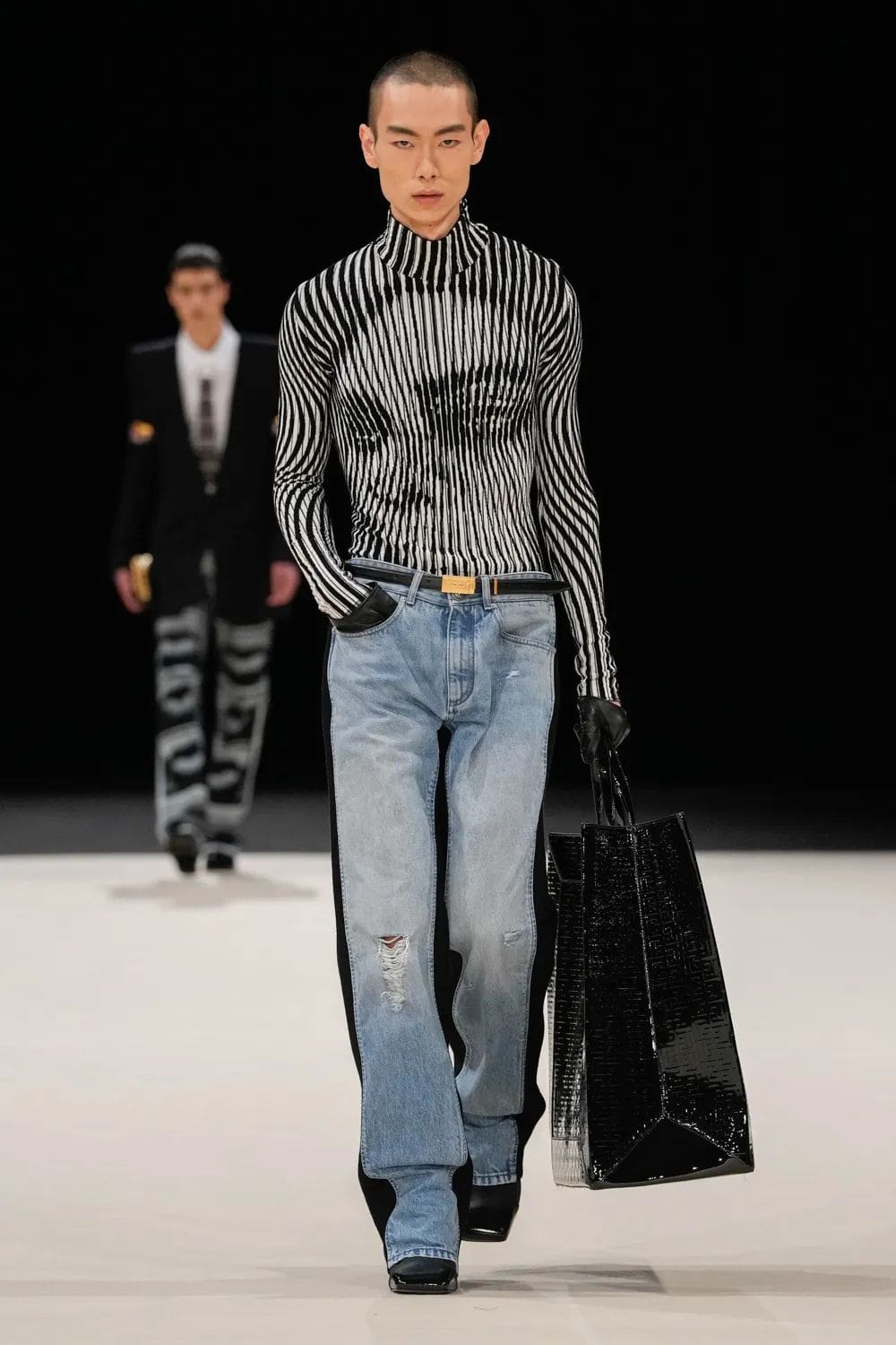 Balmain Fall Winter 2024 2025 Men Runway Magazine (11)