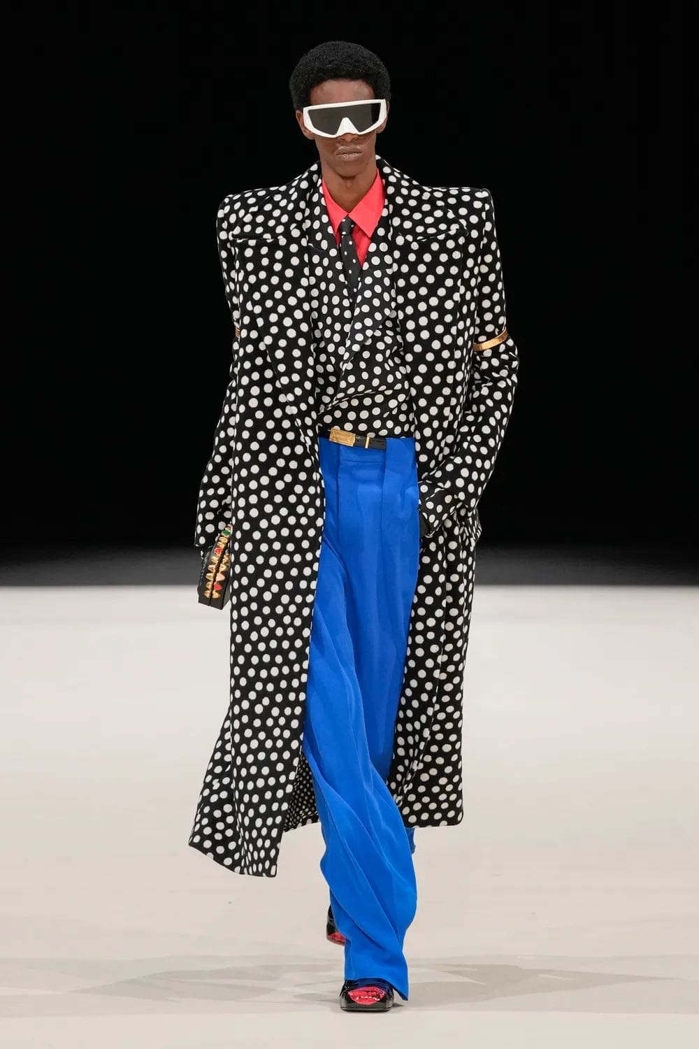 Balmain Fall Winter 2024 2025 Men Runway Magazine (20)