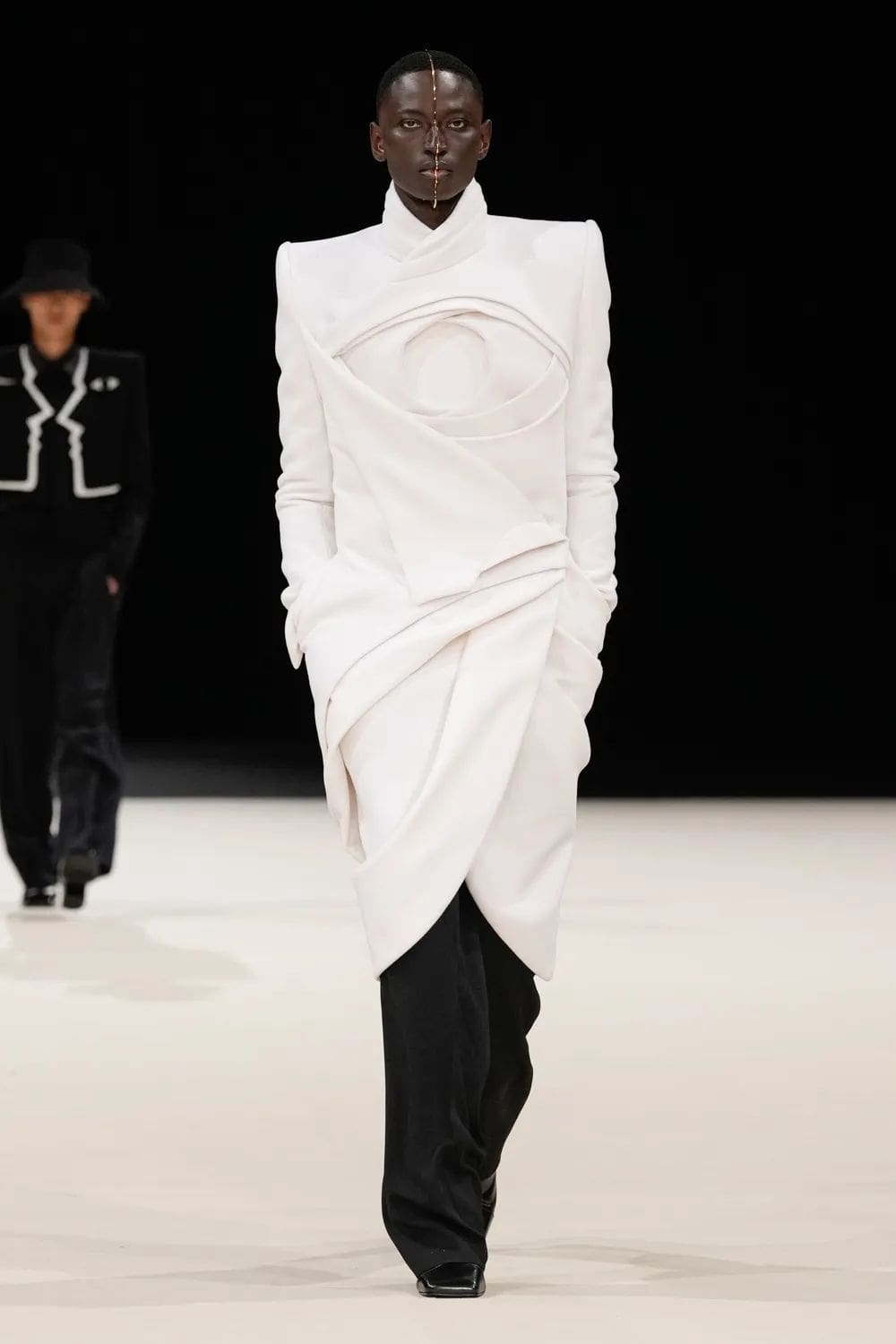 Balmain Fall Winter 2024 2025 Men Runway Magazine (39)