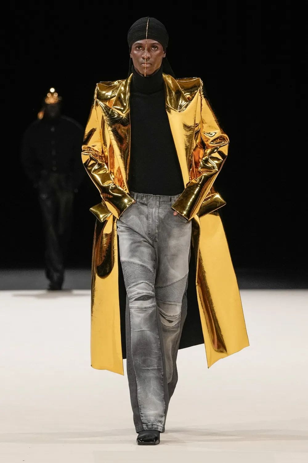 Balmain Fall Winter 2024 2025 Men Runway Magazine (47)