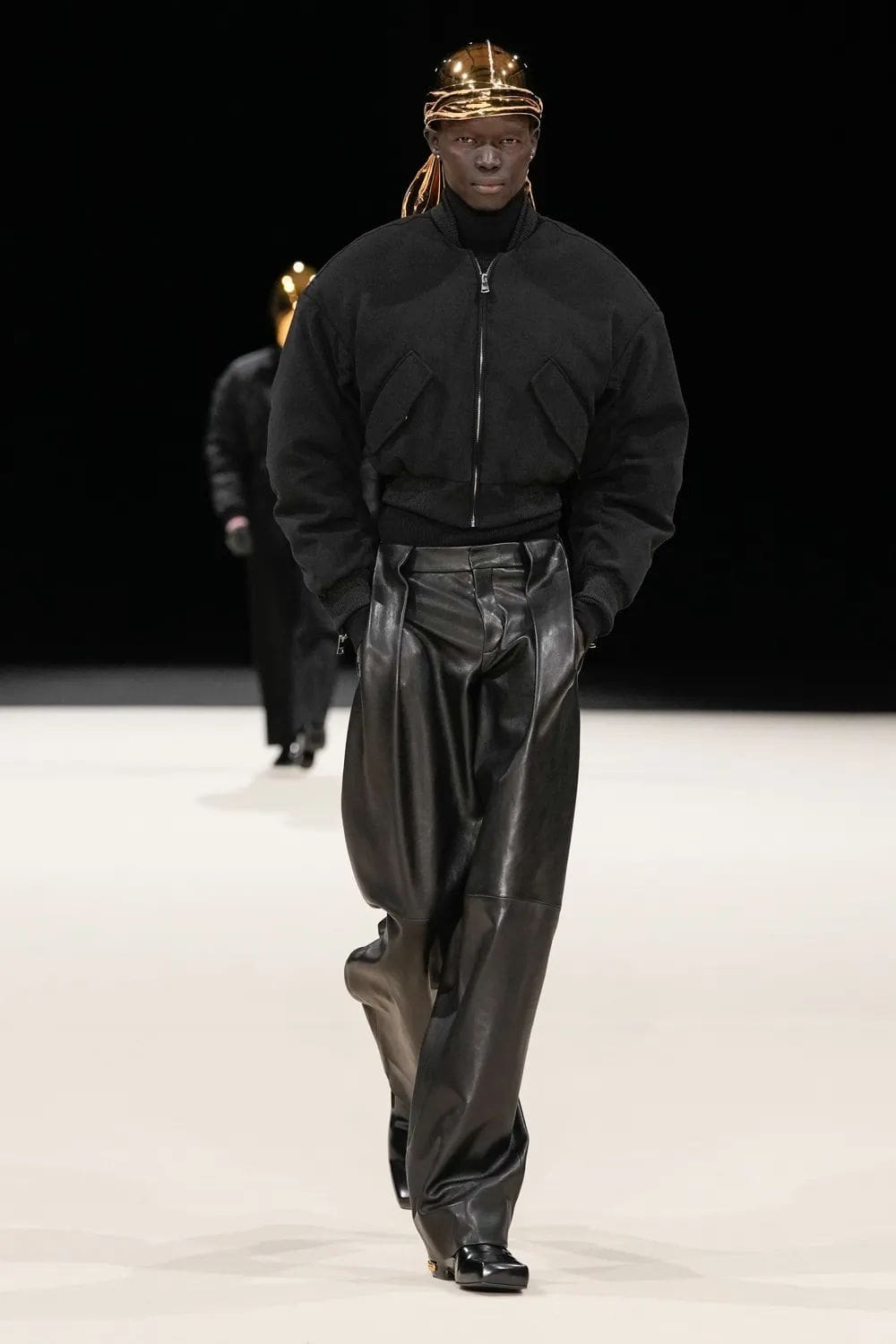 Balmain Fall Winter 2024 2025 Men Runway Magazine (48)