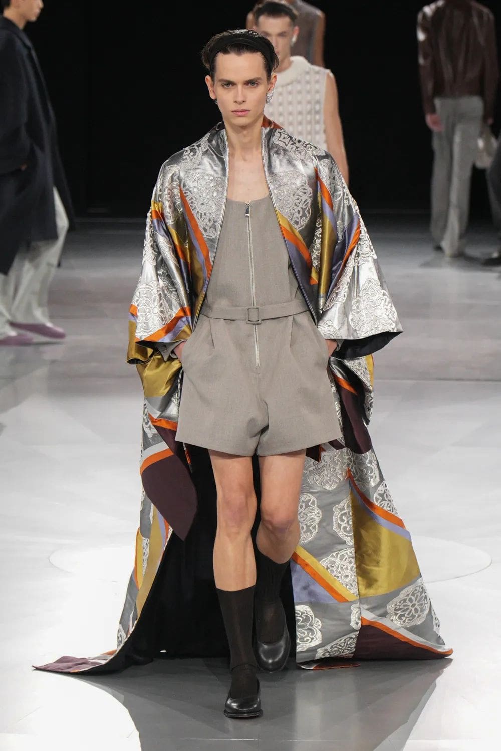 迪奥秋冬 2024 2025男子 Runway 杂志(41)