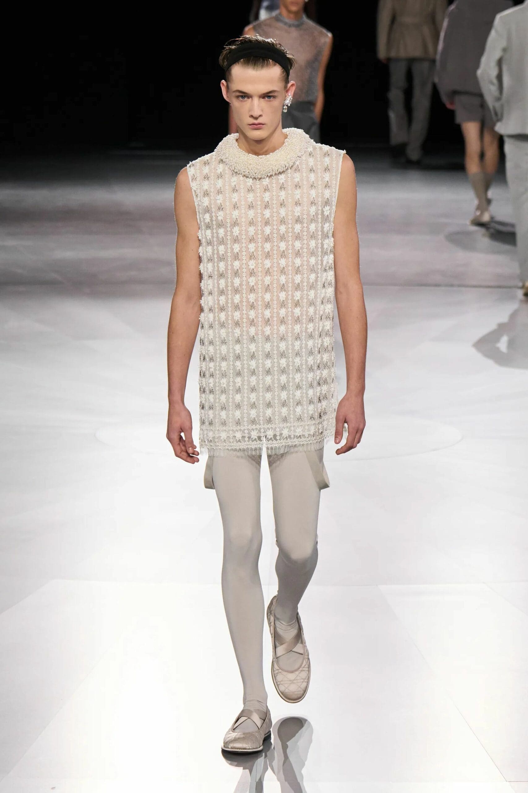 迪奥秋冬 2024 2025男子 Runway 杂志(42)