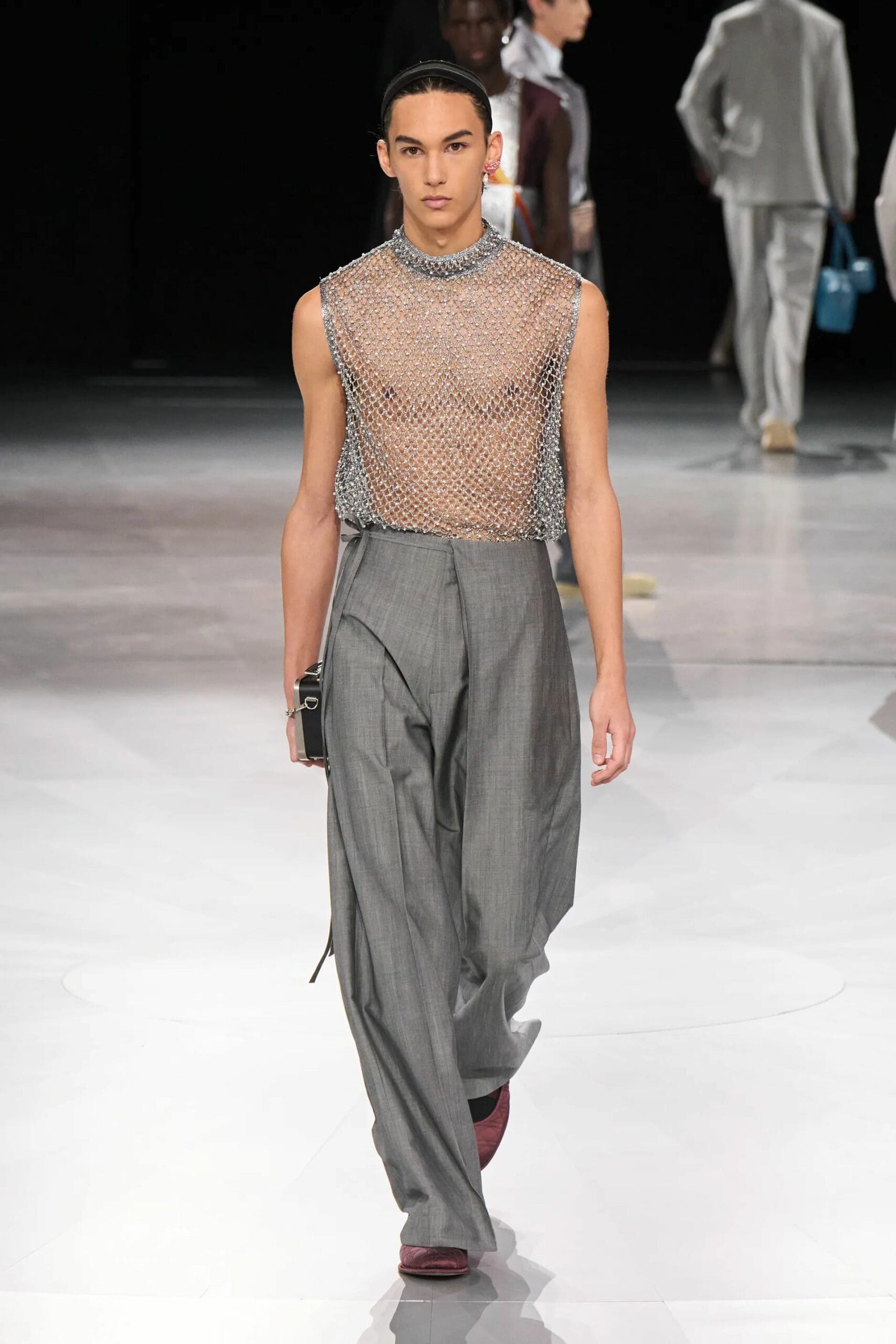 迪奥秋冬 2024 2025男子 Runway 杂志(43)