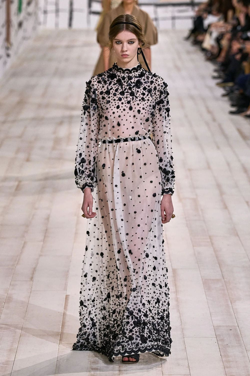 ディオール オートクチュール 春夏 2024 Runway 雑誌（10）