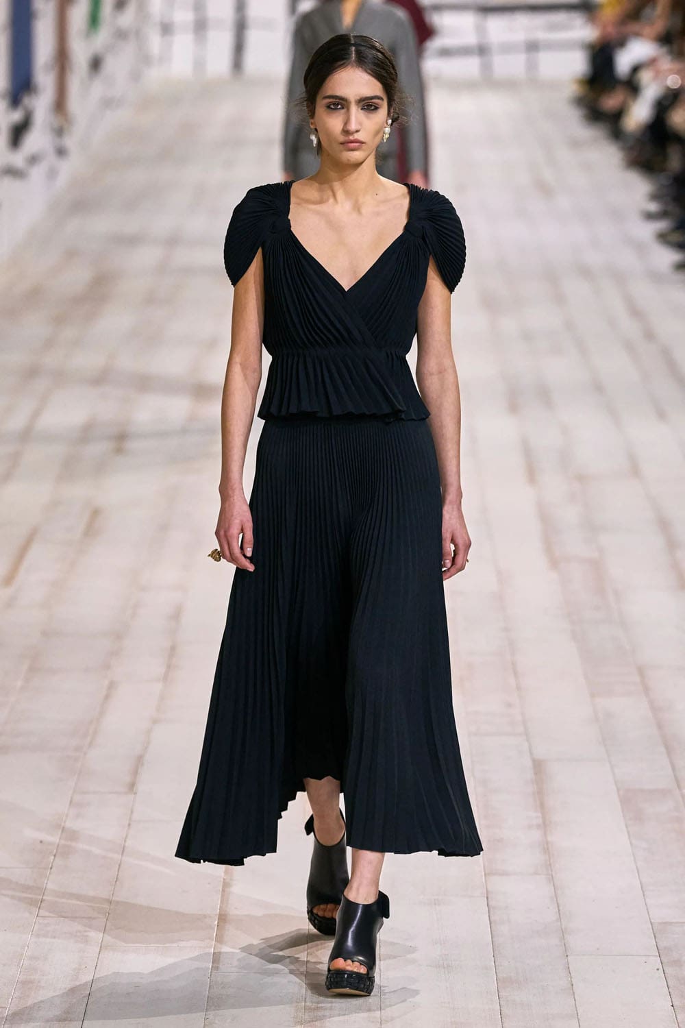 ディオール オートクチュール 春夏 2024 Runway 雑誌（23）