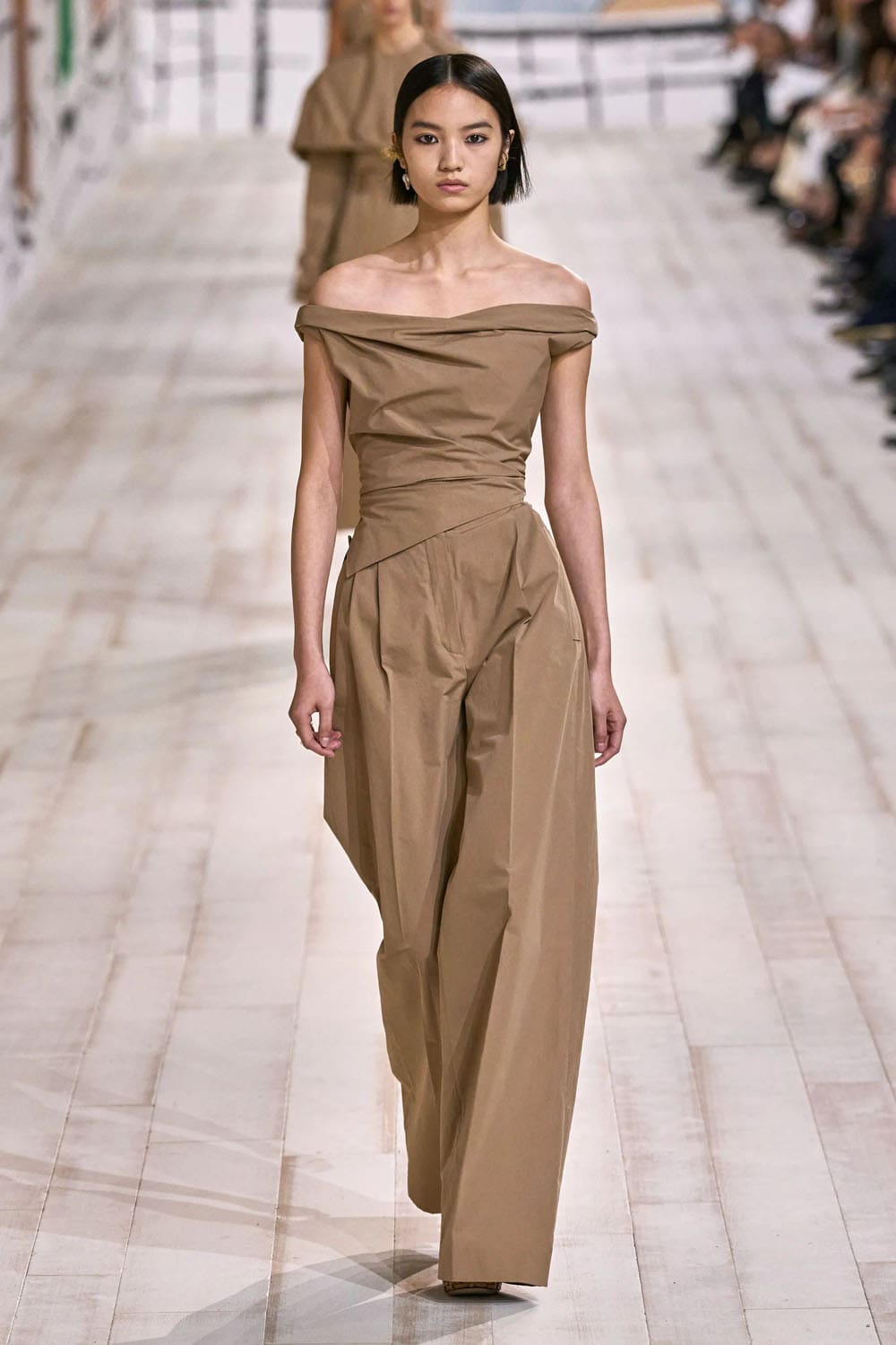 ディオール オートクチュール 春夏 2024 Runway 雑誌（3）
