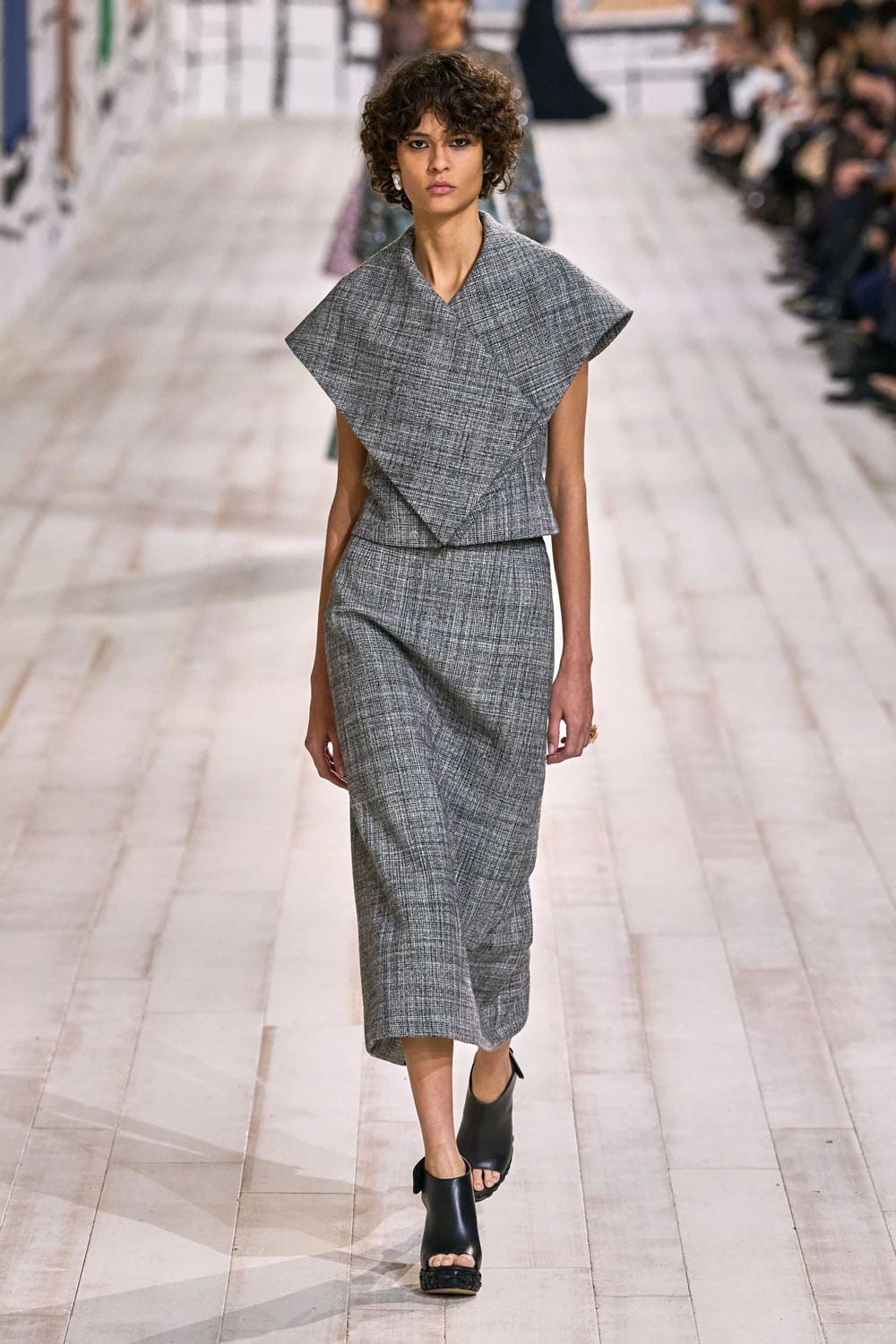 ディオール オートクチュール 春夏 2024 Runway 雑誌（34）