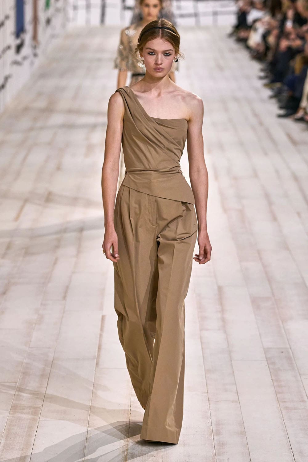 ディオール オートクチュール 春夏 2024 Runway 雑誌（6）