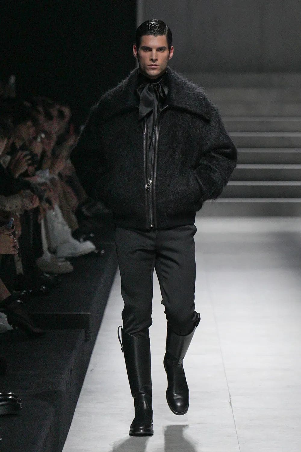 Dolce Gabbana Fall Winter 2024 2025 Menswear Runway Magazine (17)