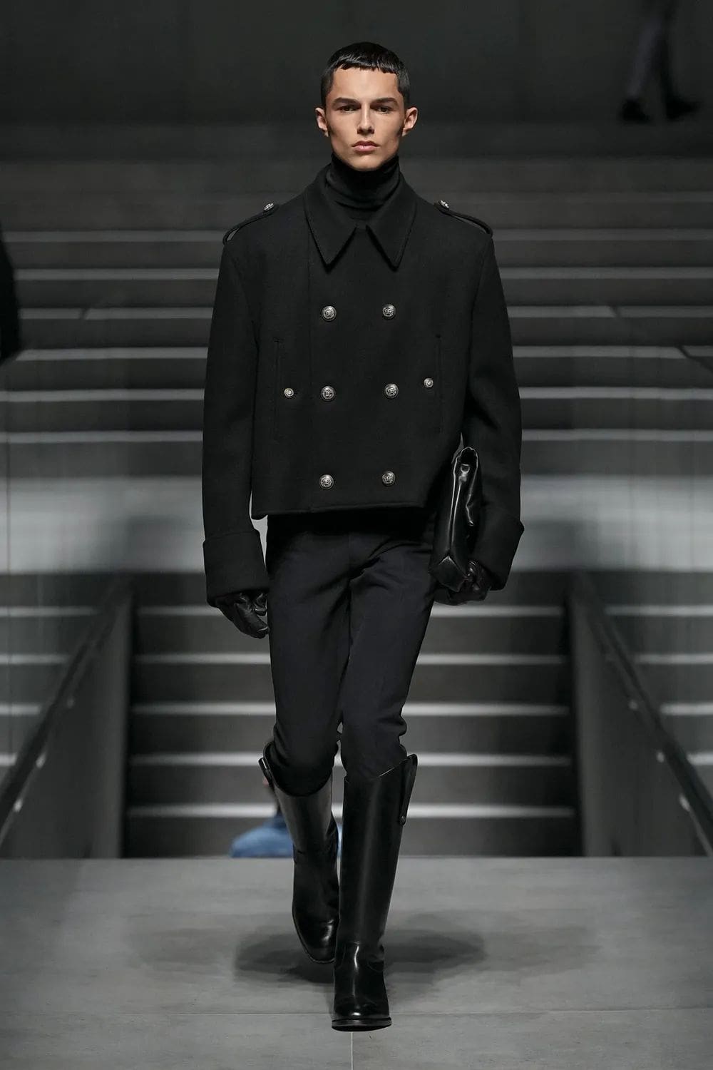 Dolce Gabbana Fall Winter 2024 2025 Menswear Runway Magazine (34)