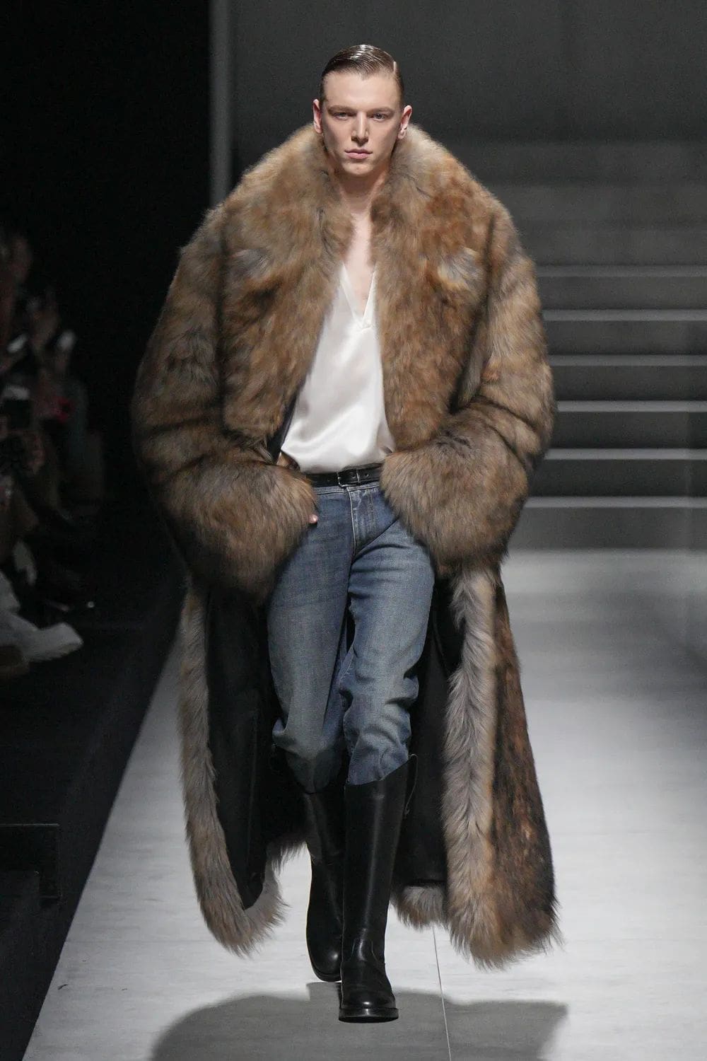Dolce Gabbana Fall Winter 2024 2025 Menswear Runway Magazine (39)