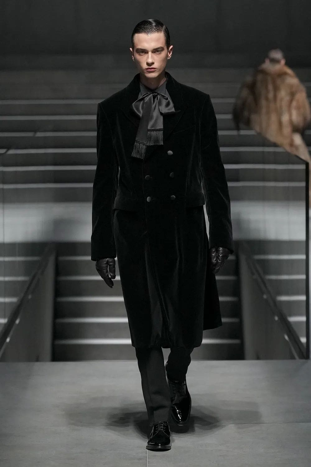 Dolce Gabbana Fall Winter 2024 2025 Menswear Runway Magazine (44)