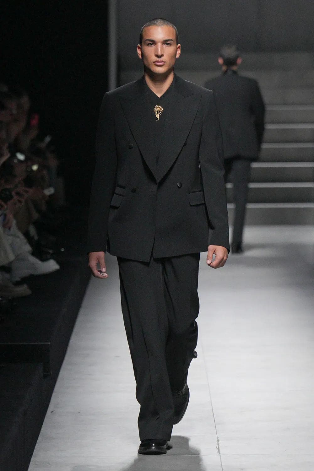 Dolce Gabbana Fall Winter 2024 2025 Menswear Runway Magazine (49)