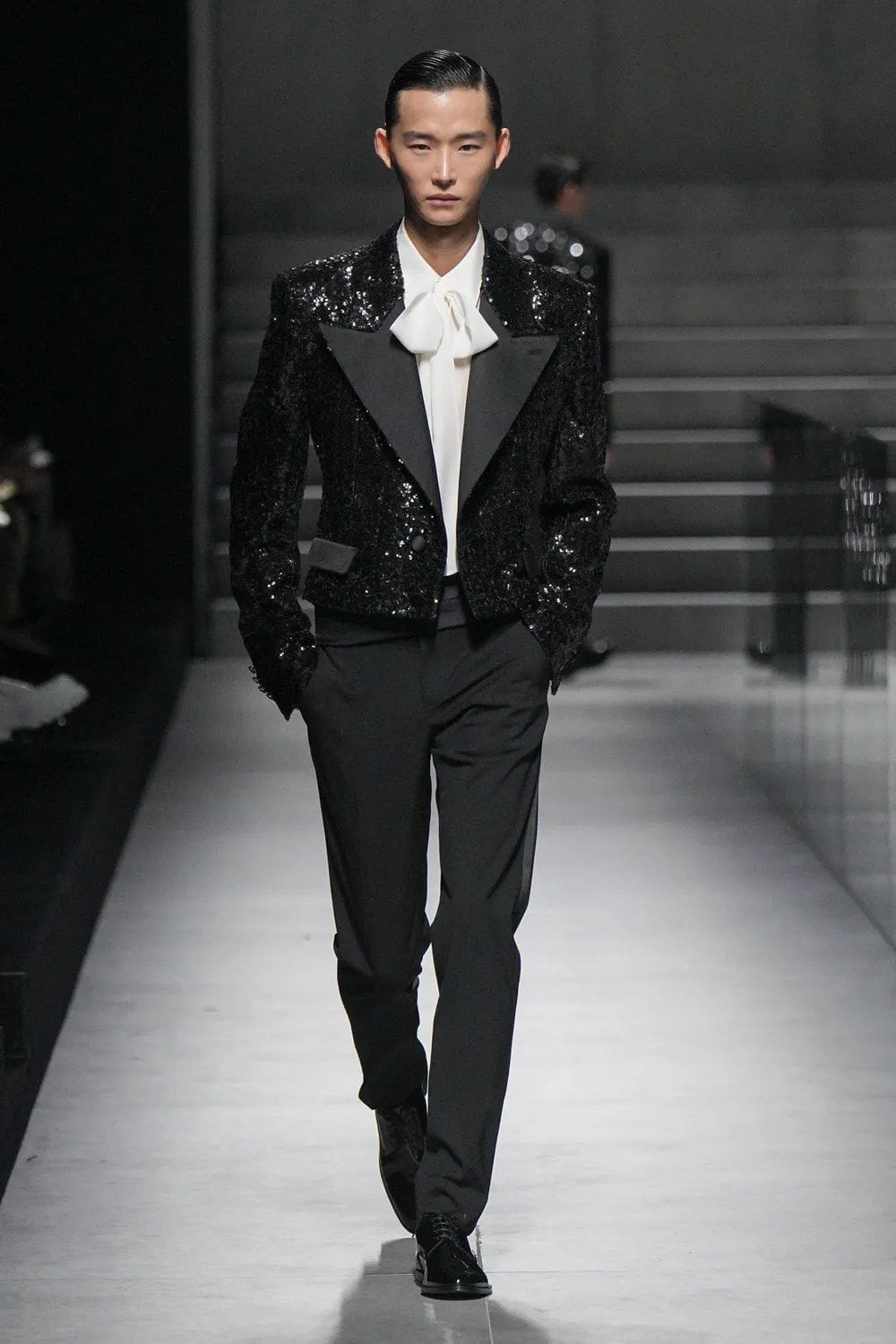 Dolce Gabbana Fall Winter 2024 2025 Menswear Runway Magazine (55)