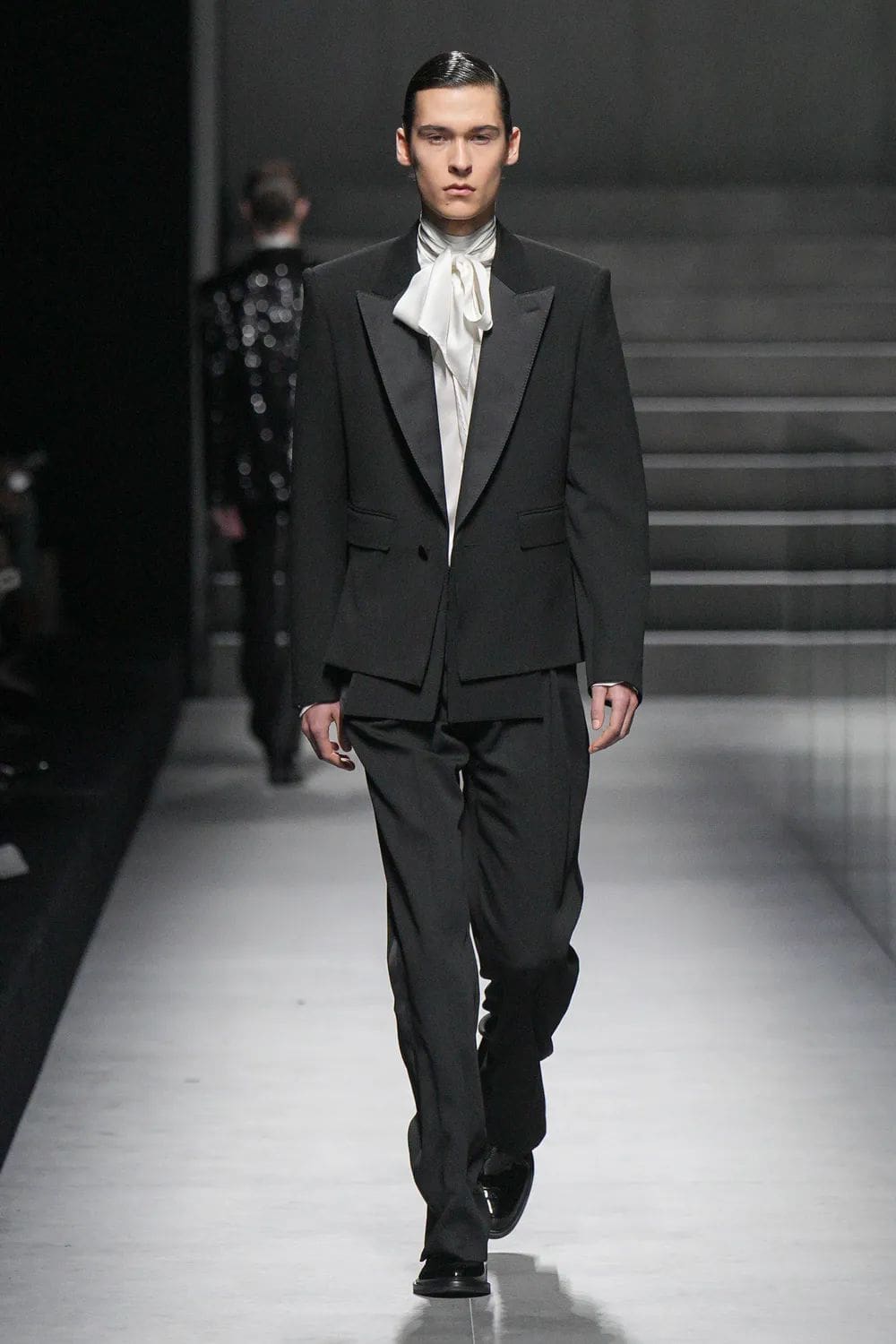 Dolce Gabbana Fall Winter 2024 2025 Menswear Runway Magazine (57)