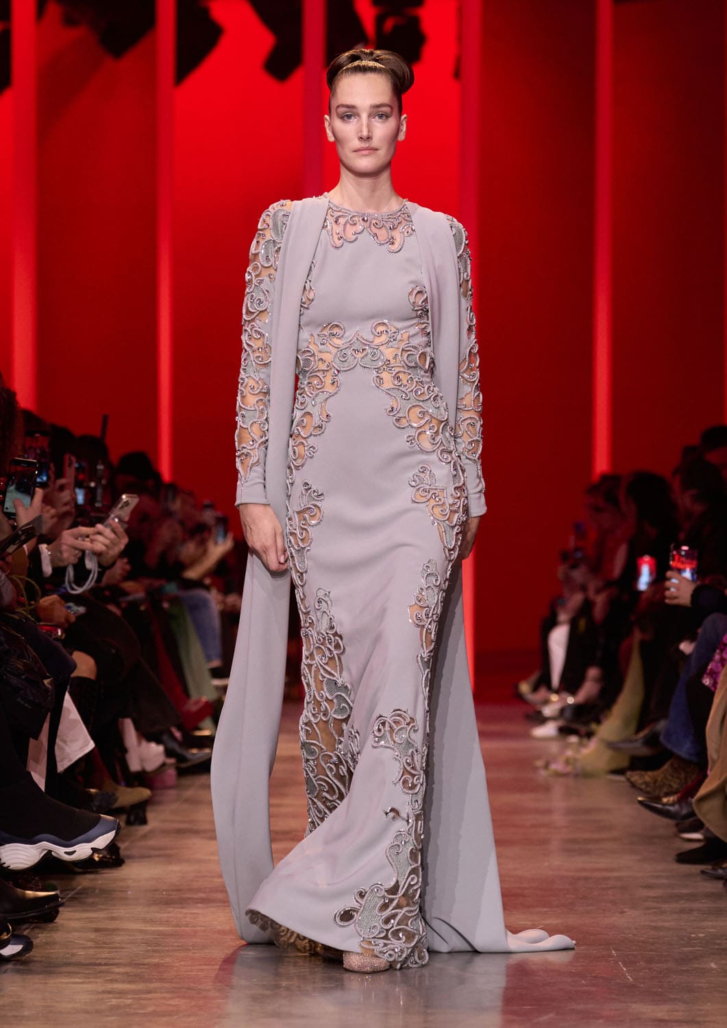 エリー サーブ オートクチュール 春夏 2024 Runway 雑誌(3)