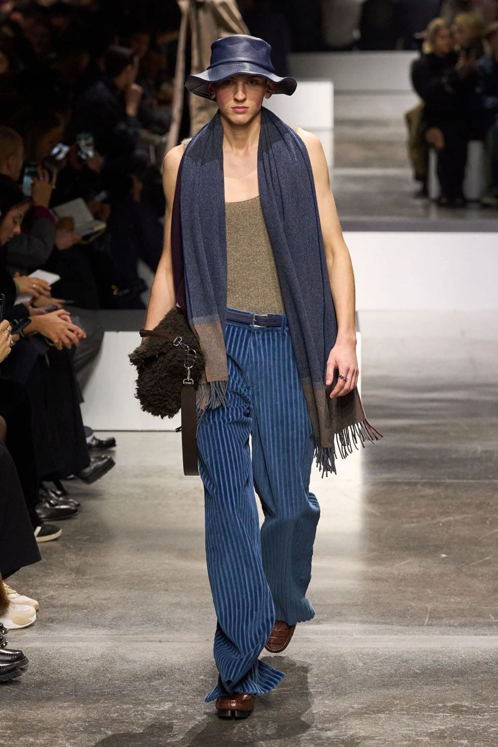 Fendi Autunno Inverno 2024 Abbigliamento uomo 2025 Runway Magazine (11)