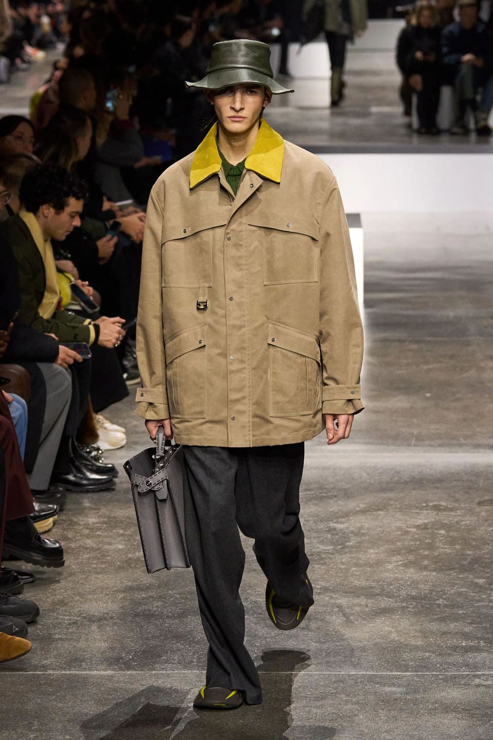 Fendi Autunno Inverno 2024 Abbigliamento uomo 2025 Runway Magazine (23)