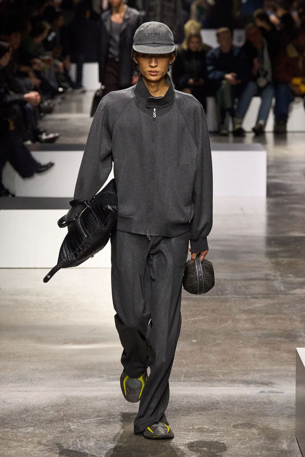 Fendi Autunno Inverno 2024 Abbigliamento uomo 2025 Runway Magazine (34)