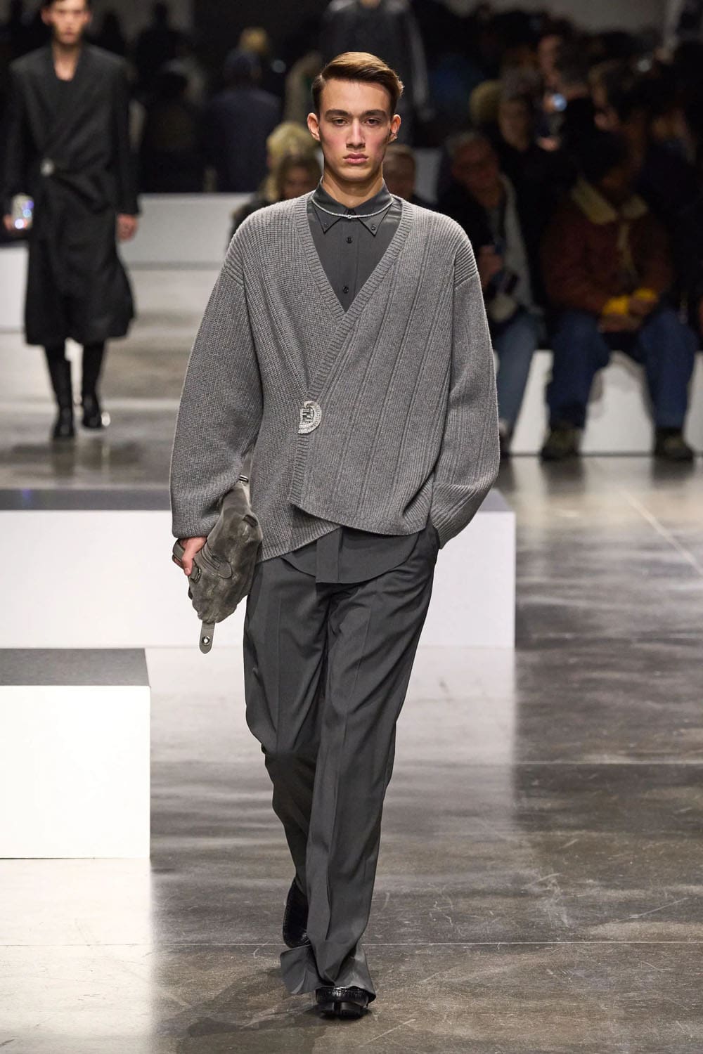 Fendi Autunno Inverno 2024 Abbigliamento uomo 2025 Runway Magazine (48)