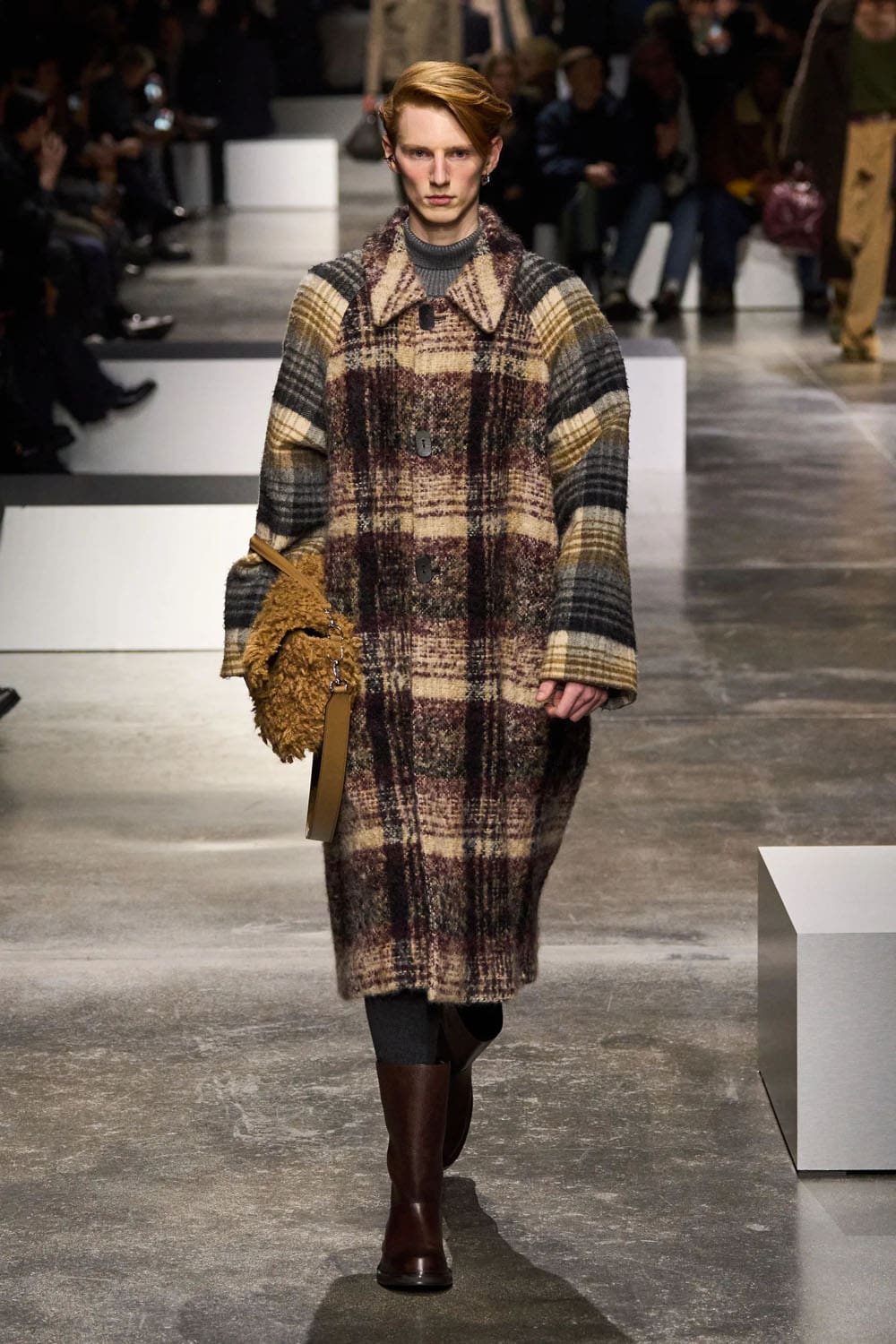 Fendi Autunno Inverno 2024 Abbigliamento uomo 2025 Runway Magazine (9)