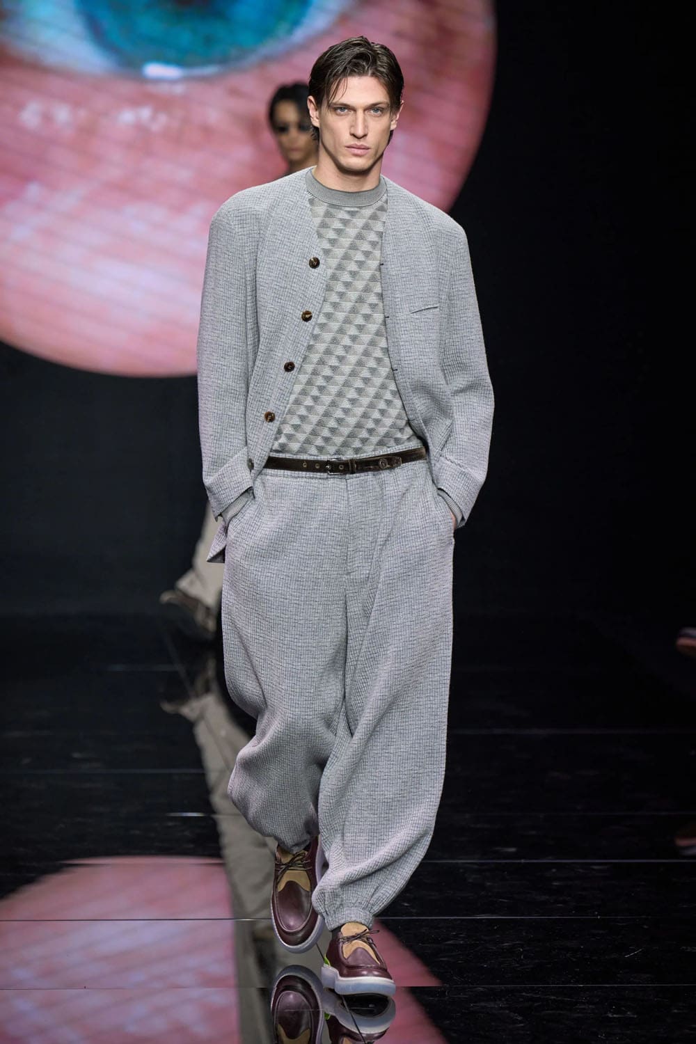 Giorgio Armani Fall Winter 2024 2025 Menswear Runway Magazine (13)