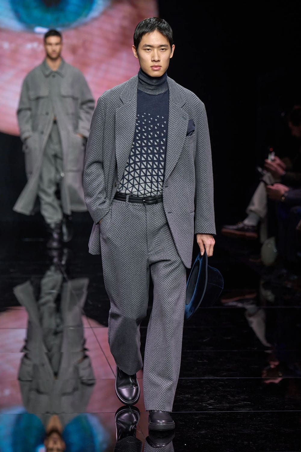 Giorgio Armani Fall Winter 2024 2025 Menswear Runway Magazine (18)