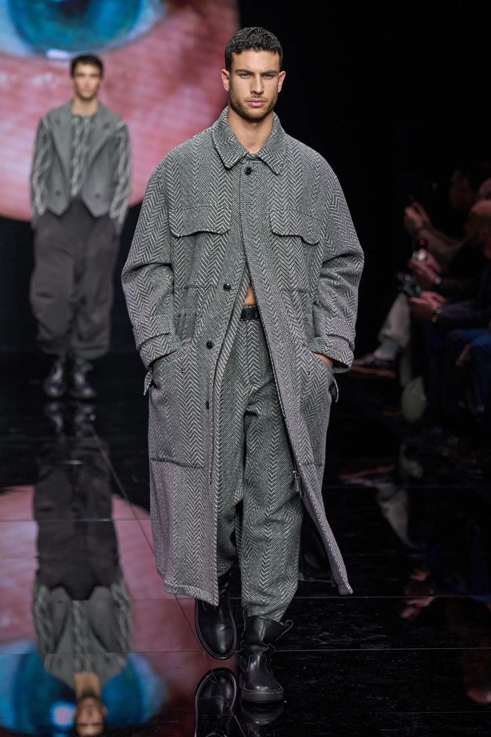 Giorgio Armani Fall Winter 2024 2025 Menswear Runway Magazine (19)